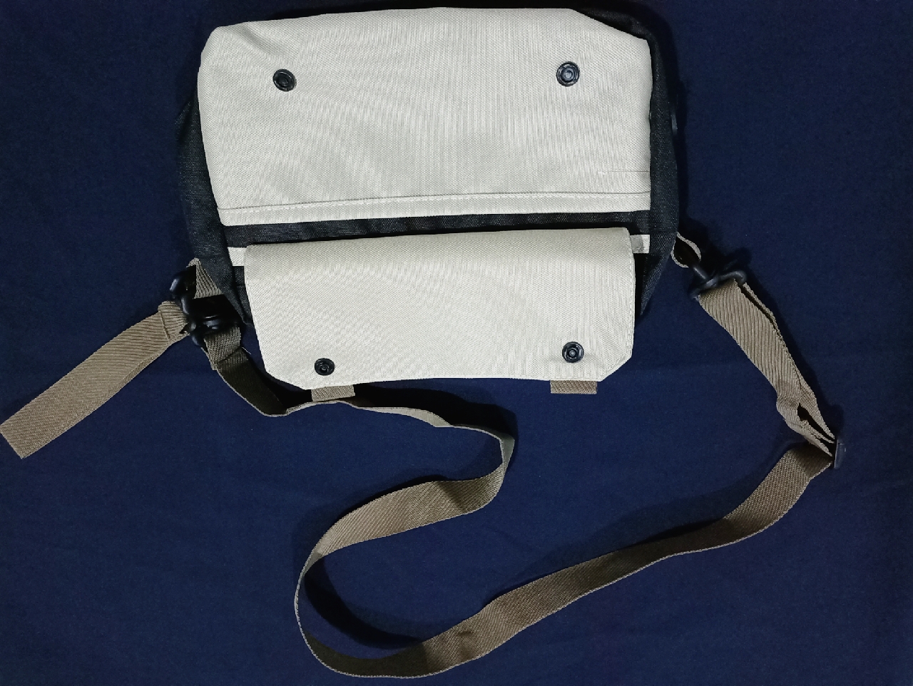 1. Tas Selempang Slingbag Casual Razo Pushop - Foto ulasan pembeli