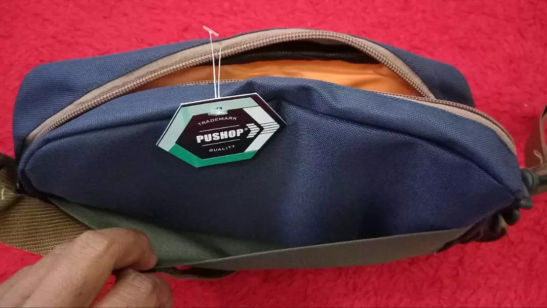 1. Tas Selempang Slingbag Casual Razo Pushop - Foto ulasan pembeli
