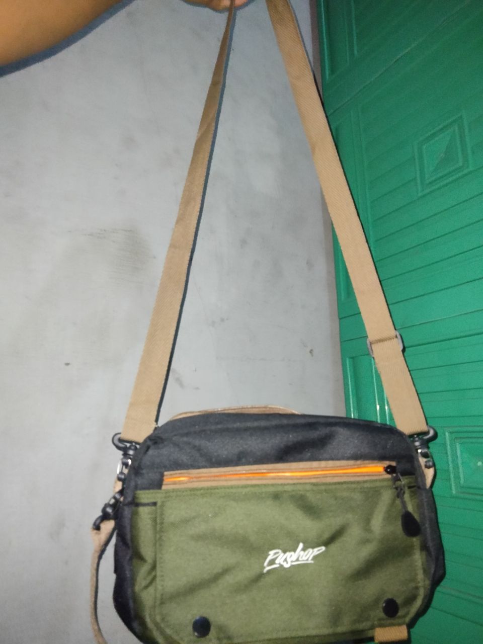1. Tas Selempang Slingbag Casual Razo Pushop - Foto ulasan pembeli