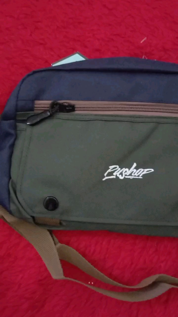 1. Tas Selempang Slingbag Casual Razo Pushop - Foto ulasan pembeli
