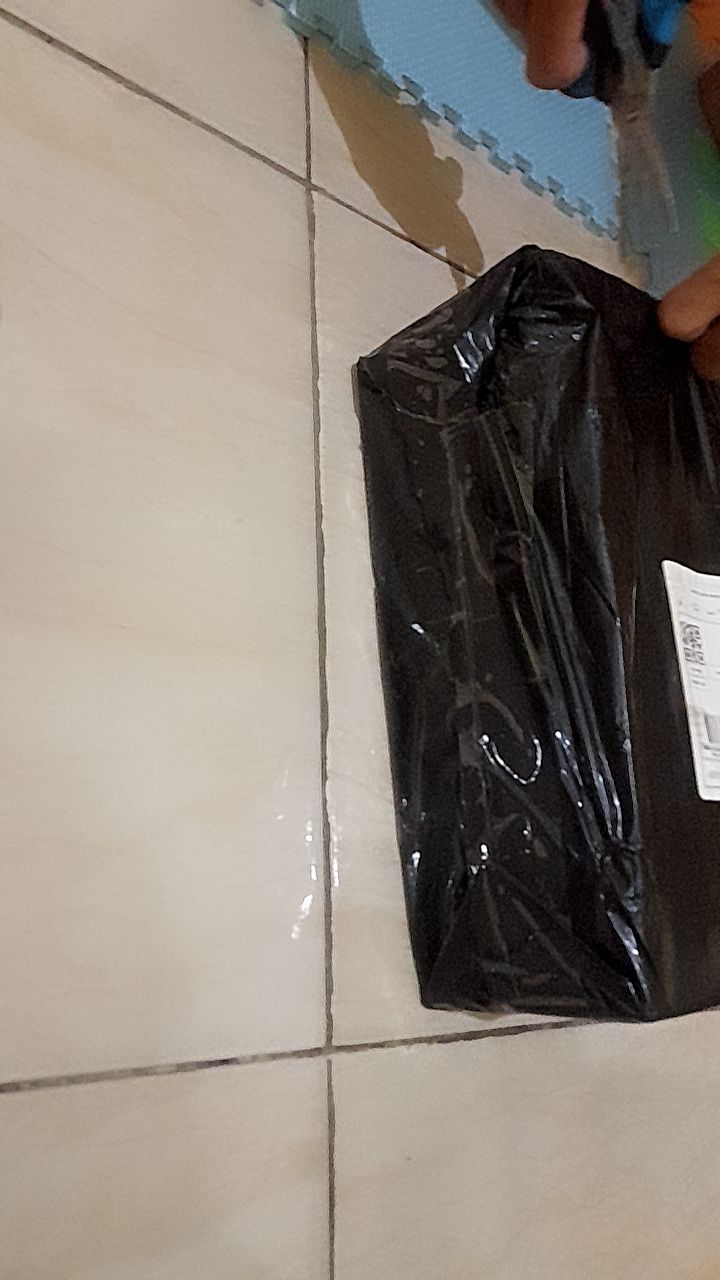 1. Leedoo Sepatu Pria Formal Sneakers Original Muda Kekinian Tali Hitam Kulit Sepatu Shoes Putih MC421 - Foto ulasan pembeli