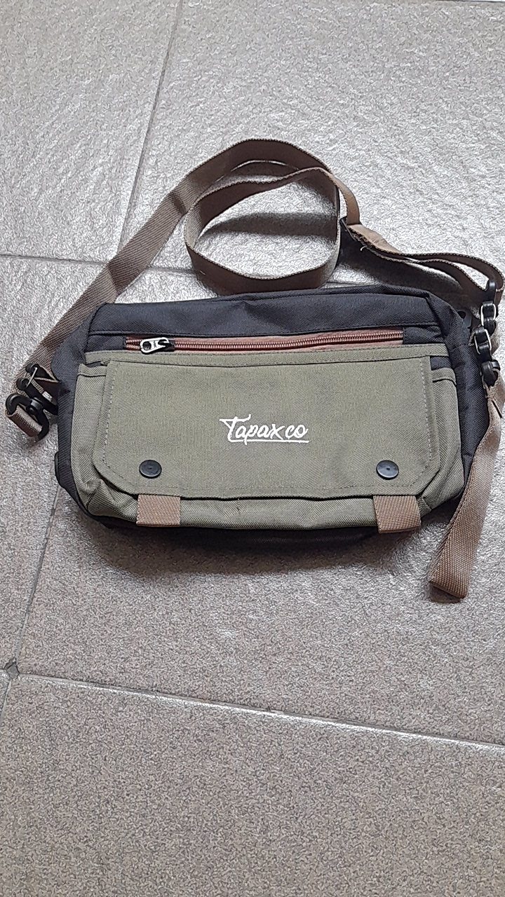 10. Tas Selempang Slingbag Casual Zora Tapax Cordura Unisex - Foto ulasan pembeli