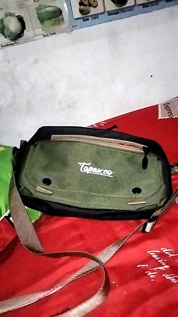 10. Tas Selempang Slingbag Casual Zora Tapax Cordura Unisex - Foto ulasan pembeli