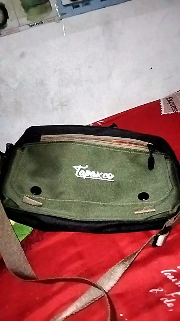 10. Tas Selempang Slingbag Casual Zora Tapax Cordura Unisex - Foto ulasan pembeli
