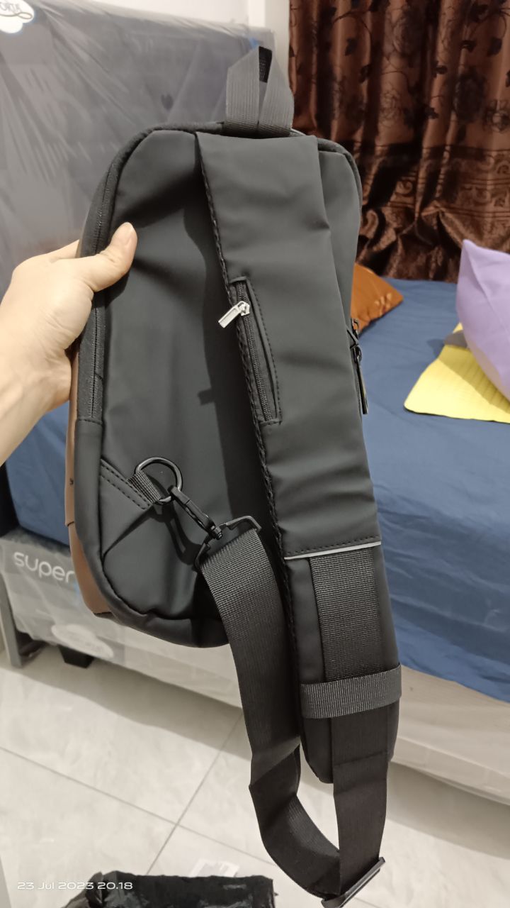 2. CIVETO TS207 Tas Selempang Pria USB Fashion Waterproof Men Chest Sling Bag - foto 9 dari 10, xfunnyxxchinx