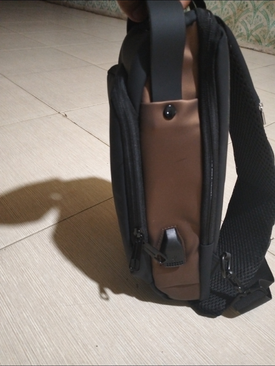 2. CIVETO TS207 Tas Selempang Pria USB Fashion Waterproof Men Chest Sling Bag - Foto ulasan pembeli