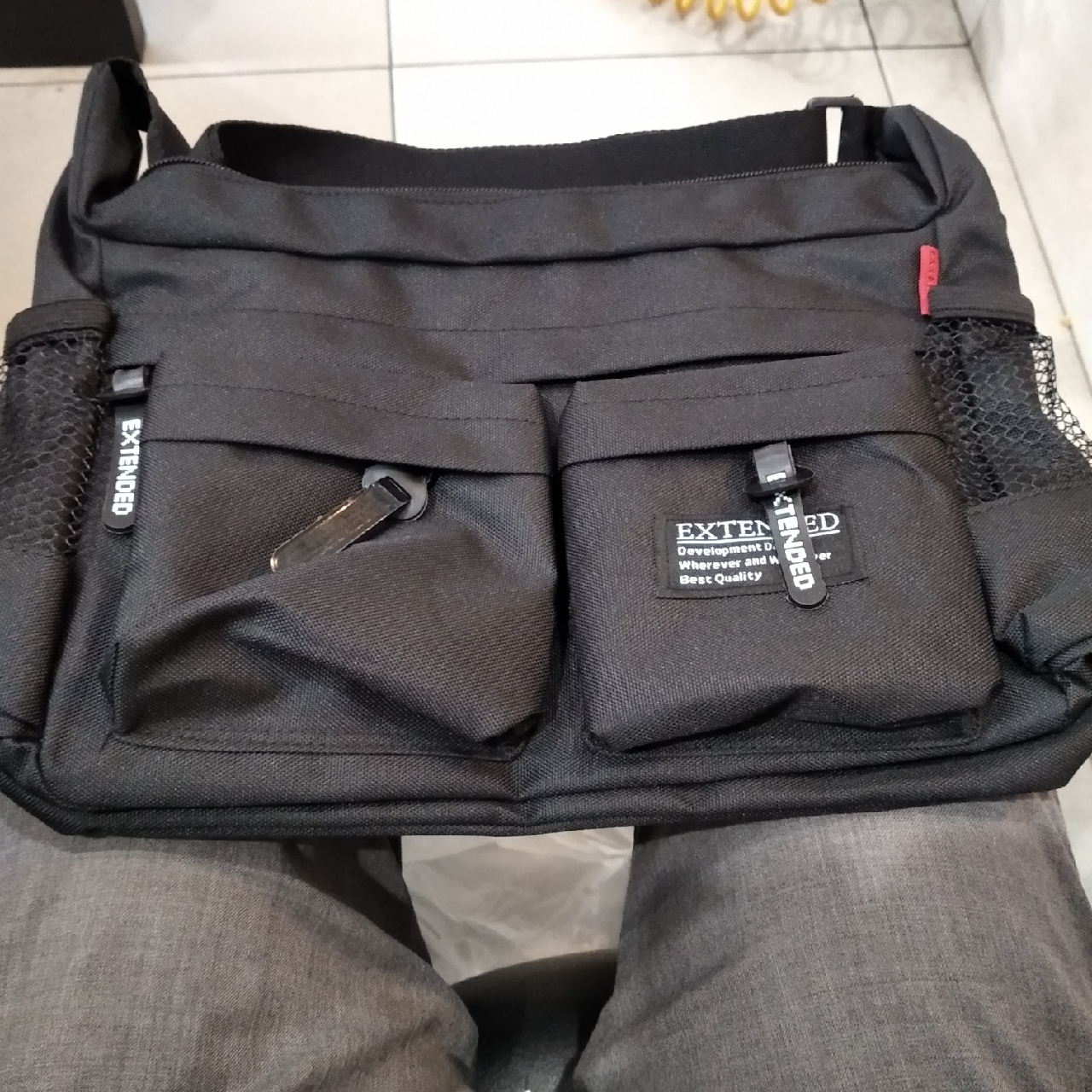 3. Tas Selempang Pria Tas Kerja Pria Slingbag Pria Premium Extended Arrow V2 - foto 7 dari 10