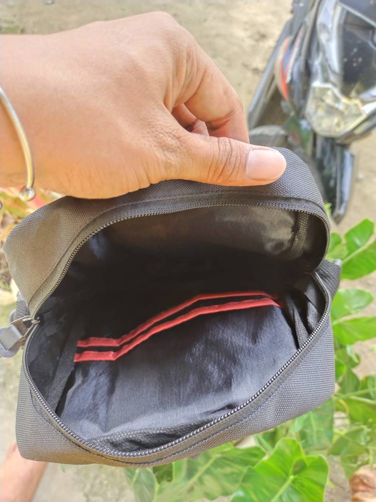 4. Tas Selempang Slingbag Pushop Marco - Foto ulasan pembeli