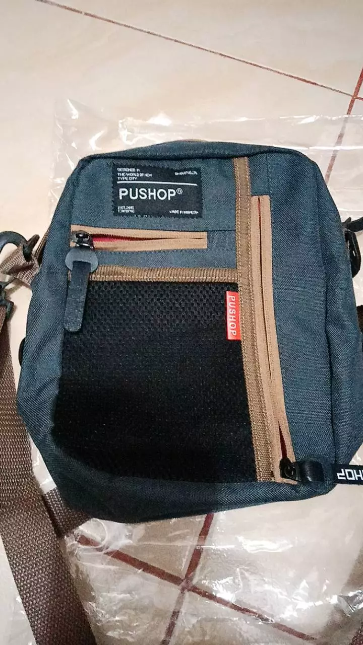 4. Tas Selempang Slingbag Pushop Marco - Foto ulasan pembeli