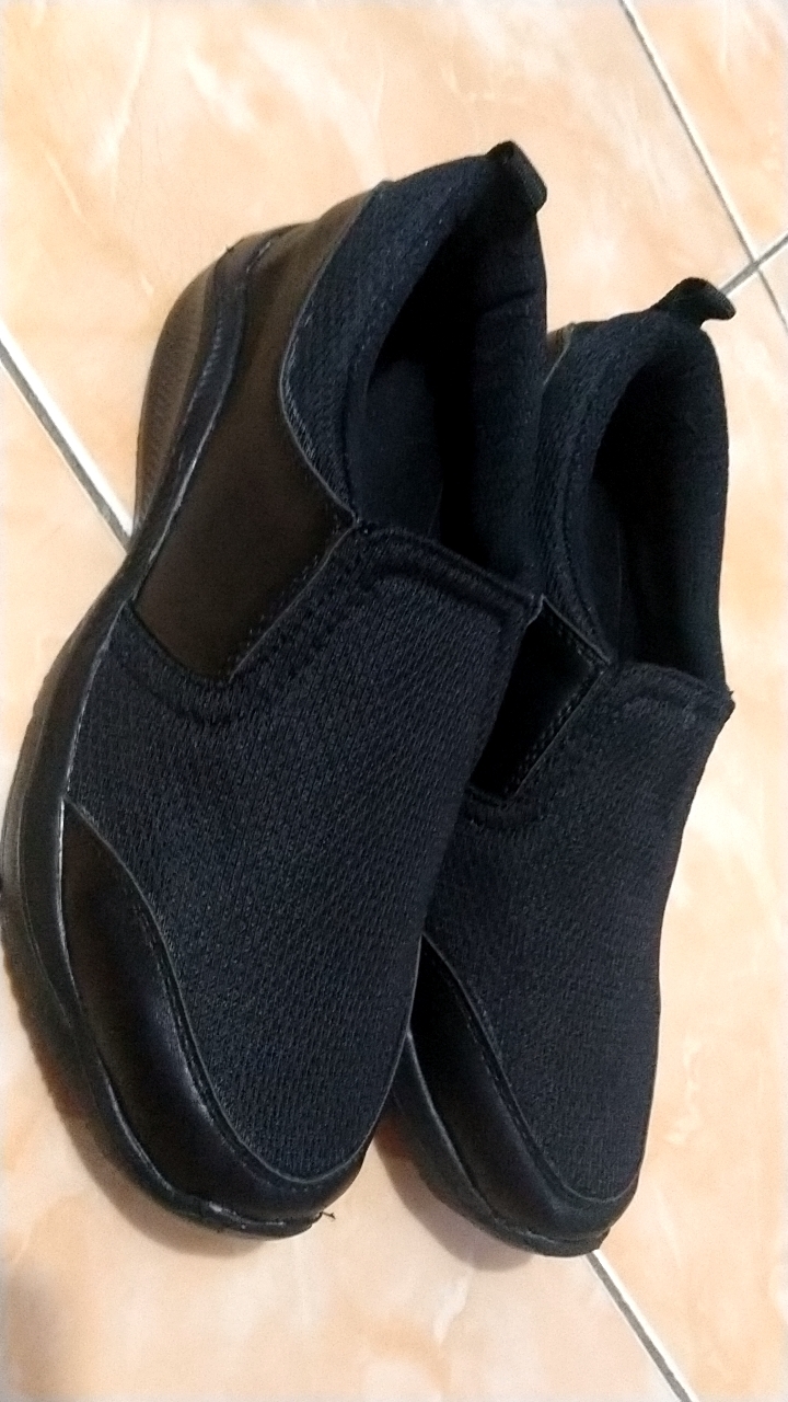 Foto ulasan pembeli zulfiadeswitaa, varian 87 - FULL BLACK,39