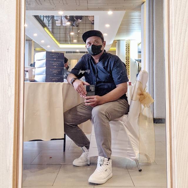 5. Sepatu Kets Denim Unisex Vans Model VD2 dengan Desain Klasik dan Nyaman - Foto ulasan pembeli