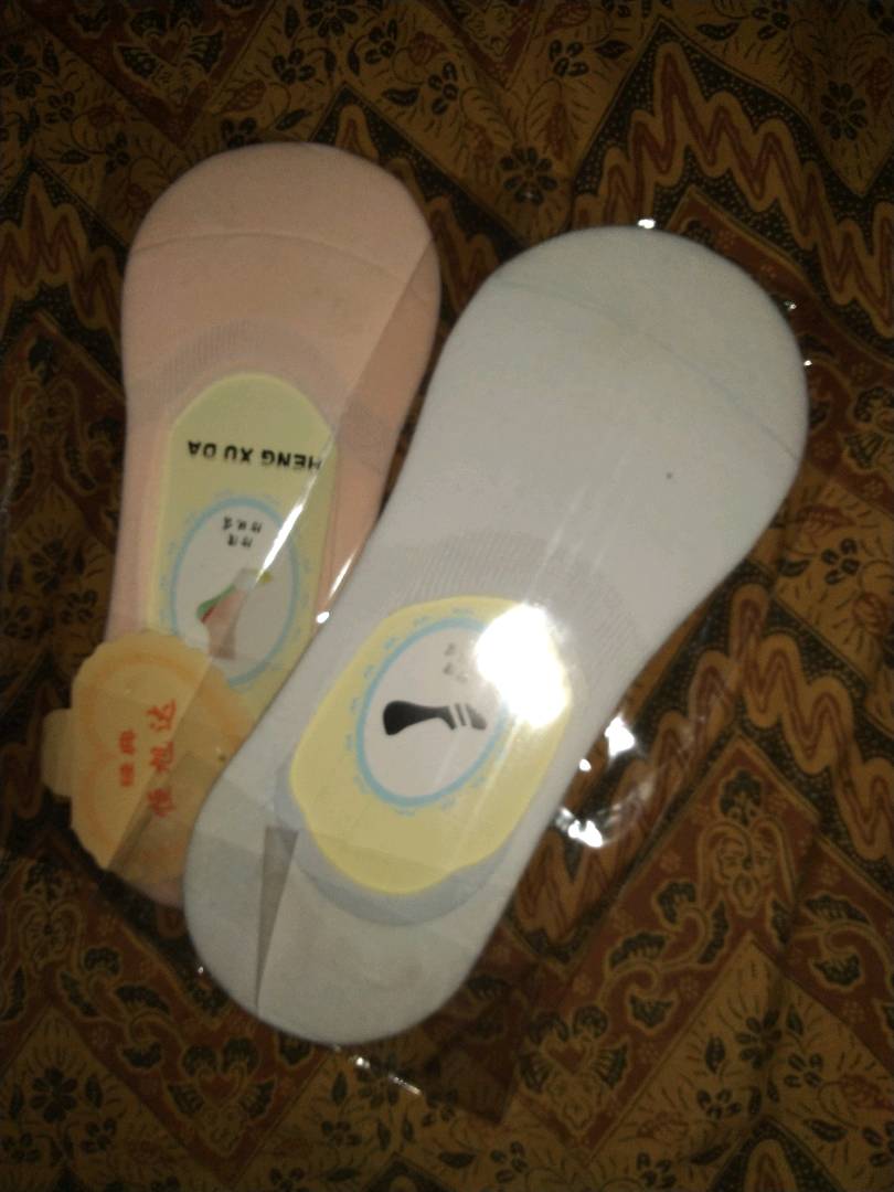 6. Kaos Kaki Pendek - Kaos Kaki Ankle Motif Variant - Morph.Apparel - Foto ulasan pembeli