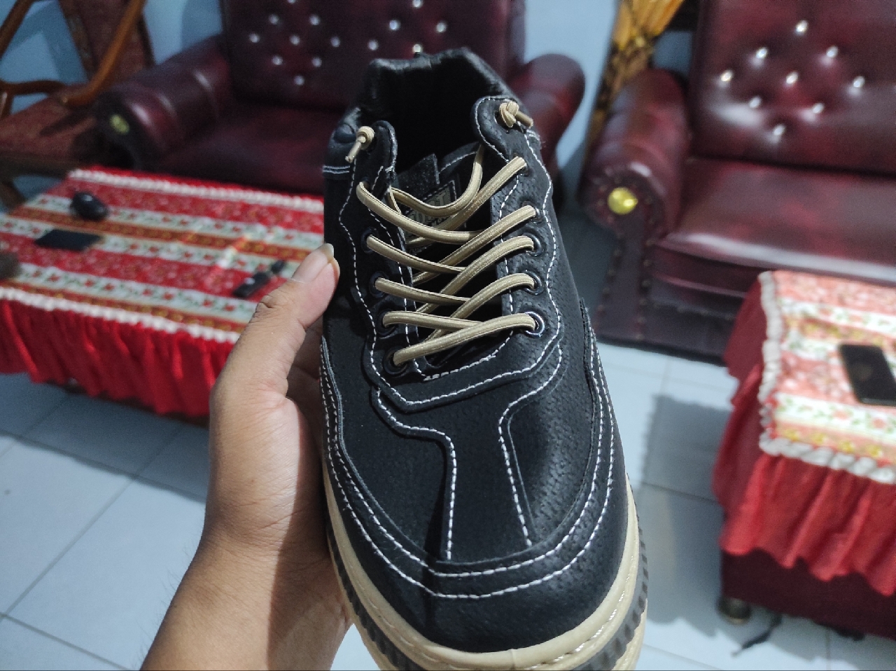 6. Leedoo Sepatu Kerja Pria Casual Outdoor Sneakers Original 100 Kekinian Olahraga Shoes Hitam MC448 - Foto ulasan pembeli