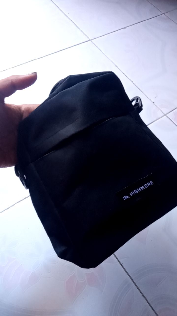 7. Tas Selempang Pria Highmore Original Casual - Foto ulasan pembeli