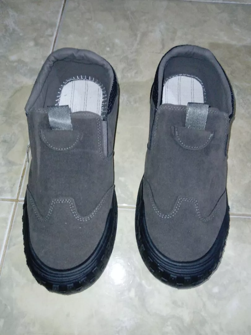 7. Leedoo Sepatu Pria Kerja Slip On Pria Kekinian Sepatu Formal Kuliah Outdoor Kerja Shoes MC451 - Foto ulasan pembeli