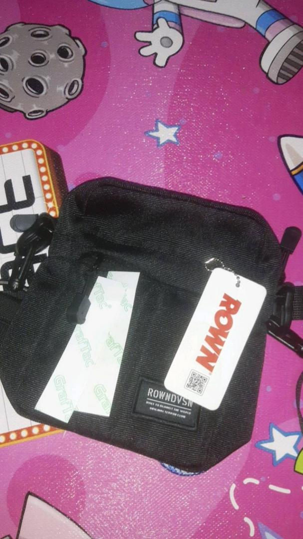 8. Rown Division Sling Bag || Paquito Hitam Tas Selempang - foto 7 dari 10, ROWN DVSN