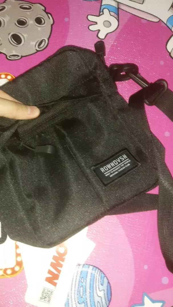 8. Rown Division Sling Bag || Paquito Hitam Tas Selempang - Foto ulasan pembeli