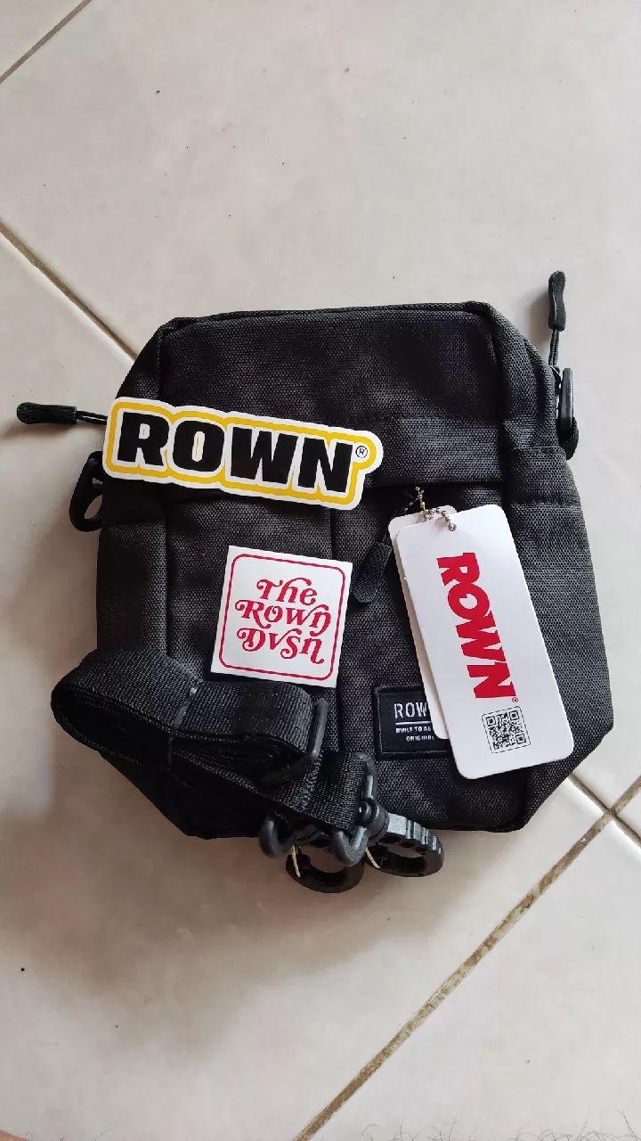 8. Rown Division Sling Bag || Paquito Hitam Tas Selempang - Foto ulasan pembeli