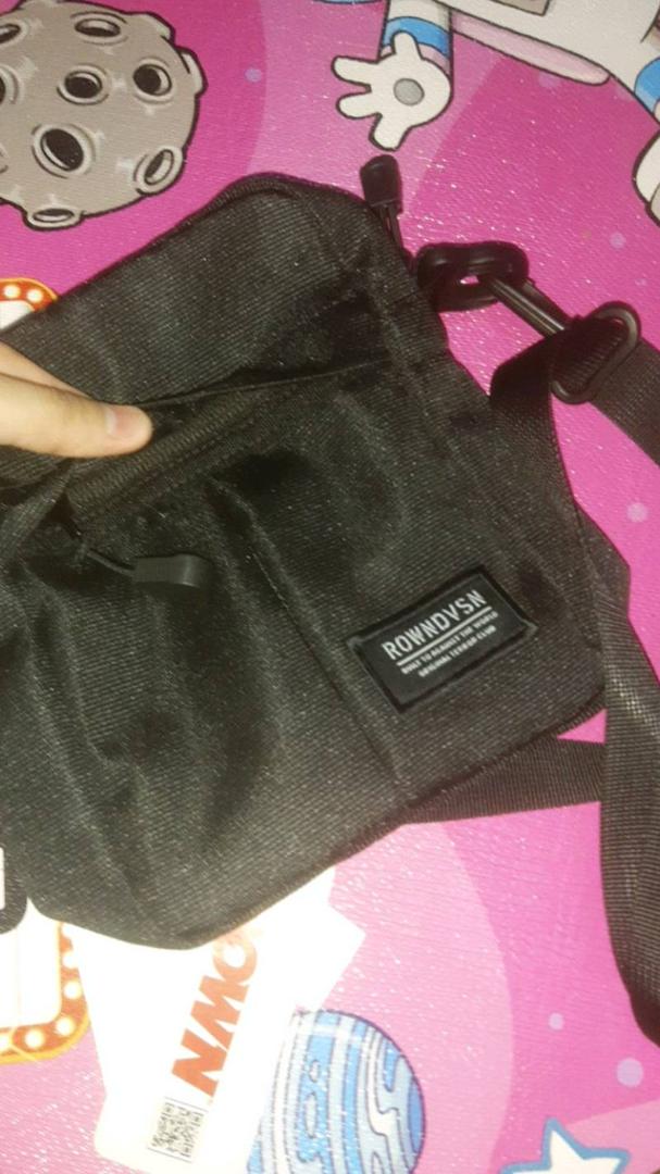 8. Rown Division Sling Bag || Paquito Hitam Tas Selempang - Foto ulasan pembeli