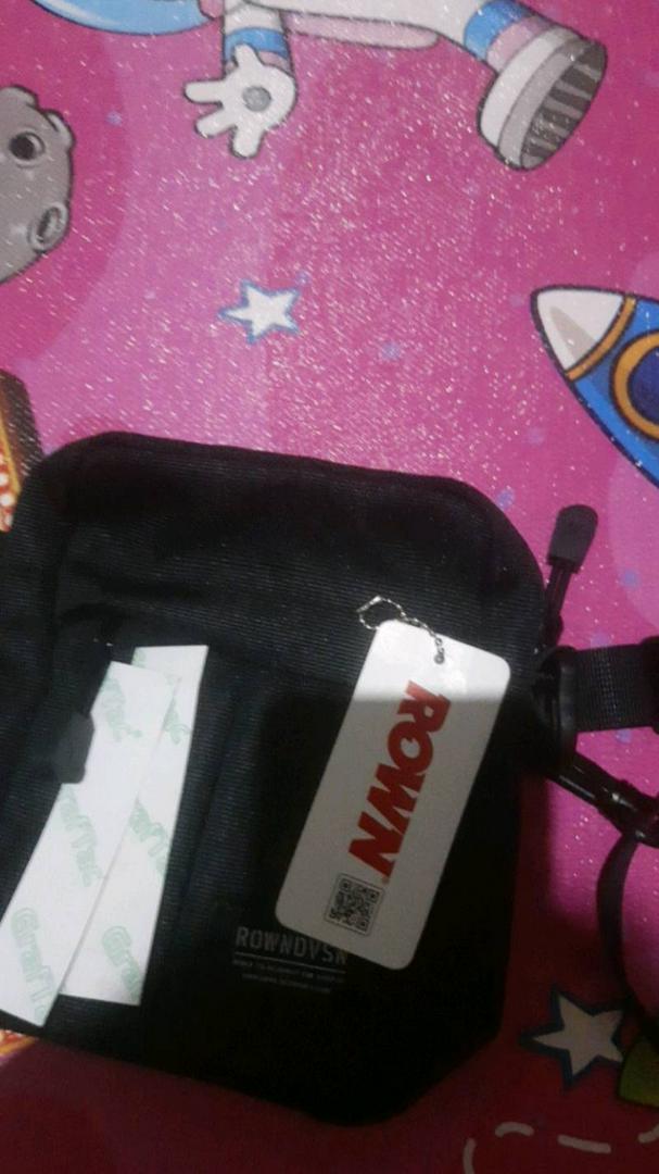 8. Rown Division Sling Bag || Paquito Hitam Tas Selempang - Foto ulasan pembeli