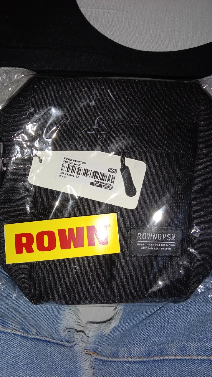 8. Rown Division Sling Bag || Paquito Hitam Tas Selempang - Foto ulasan pembeli
