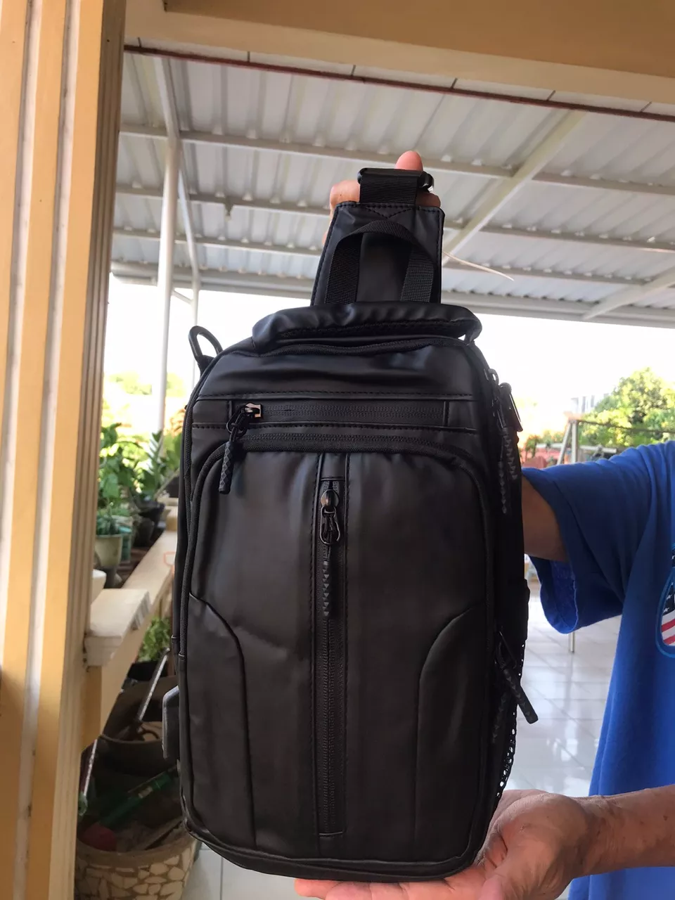 9. Freeknight Tas Selempang Travel USB Port Sling Bag Tas Slempang Pria Keren Multifungsi Cross Body Bag TS718 - Foto ulasan pembeli