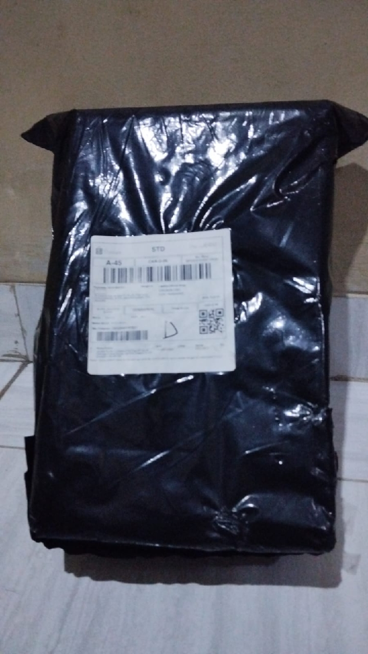 9. Leedoo Sepatu Sneakers Pria Original Casual Olahraga Sporty LarI Pria Dewasa Shoes Putih MC429 - Foto ulasan pembeli