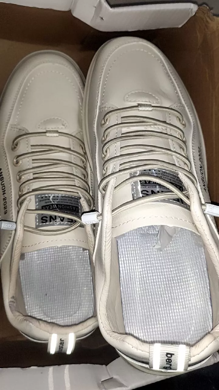 9. Leedoo Sepatu Sneakers Pria Original Casual Olahraga Sporty LarI Pria Dewasa Shoes Putih MC429 - Foto ulasan pembeli