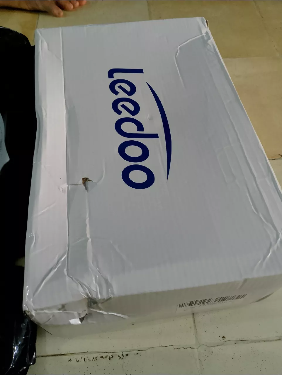 9. Leedoo Sepatu Sneakers Pria Original Casual Olahraga Sporty LarI Pria Dewasa Shoes Putih MC429 - Foto ulasan pembeli