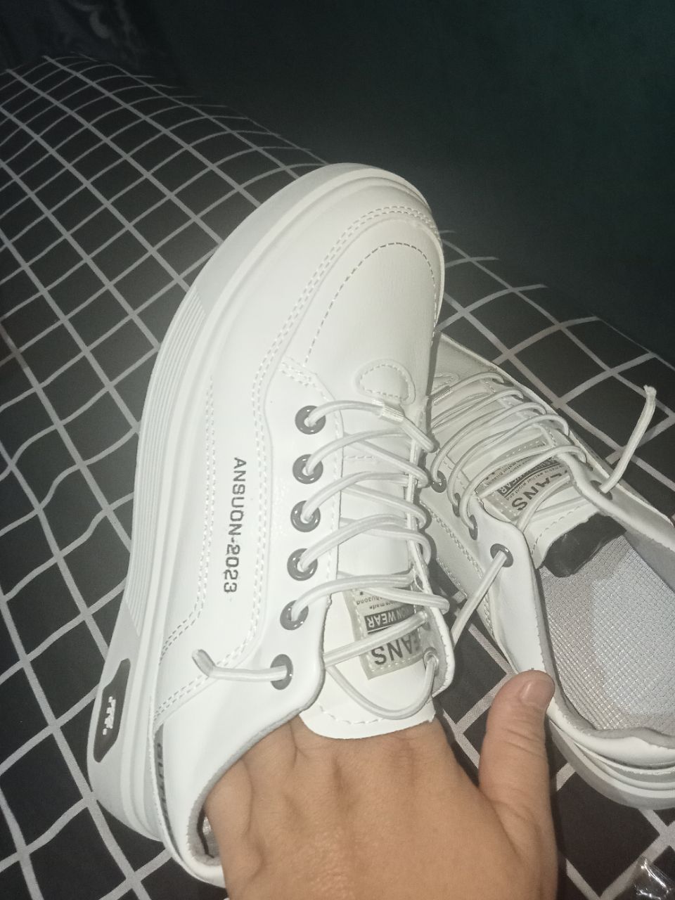 9. Leedoo Sepatu Sneakers Pria Original Casual Olahraga Sporty LarI Pria Dewasa Shoes Putih MC429 - Foto ulasan pembeli