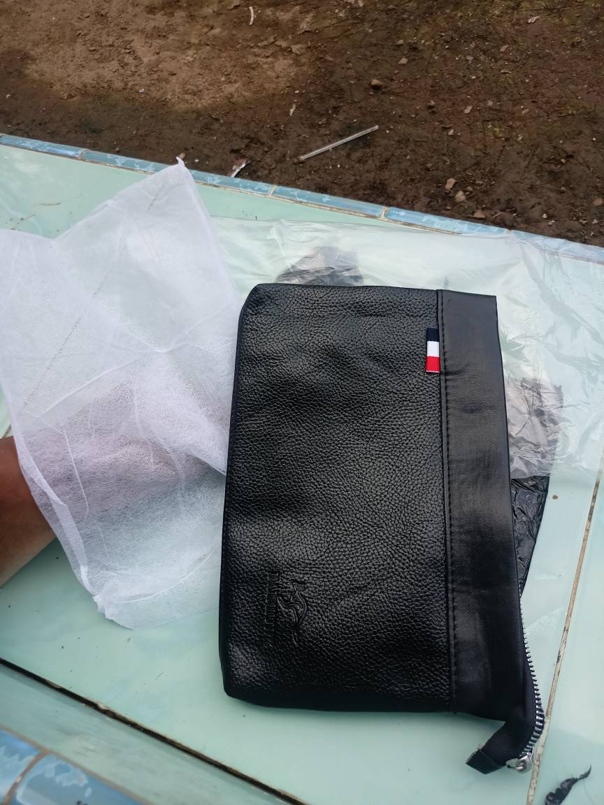 Clutch Bag Pria Kulit Murah 26cm x 17cm - Foto ulasan pembeli