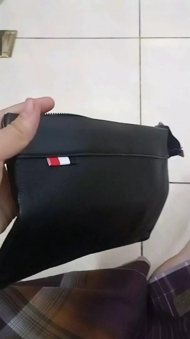 Clutch Bag Pria Kulit Murah 26cm x 17cm - Foto ulasan pembeli