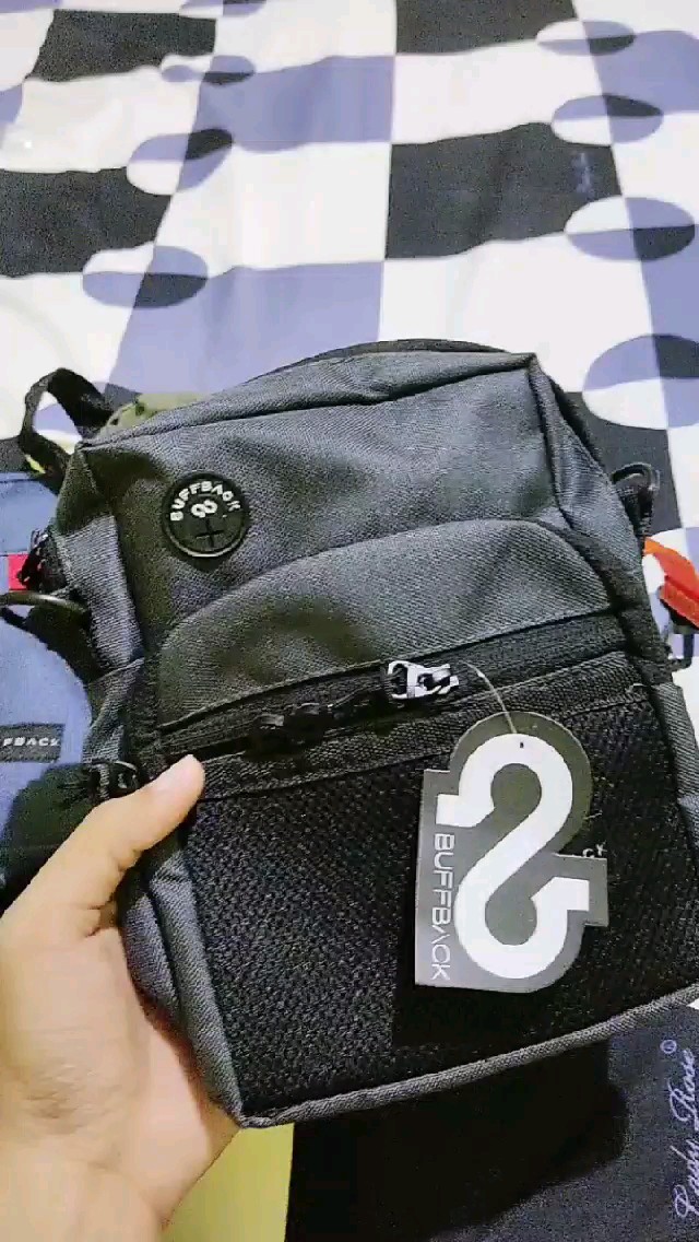 Buffback Tas Selempang Unisex Urban Modern - Foto ulasan pembeli