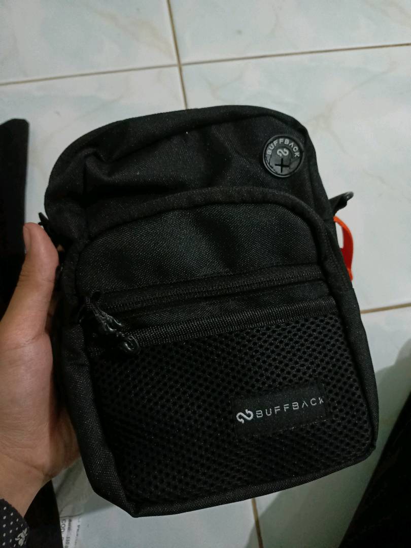 Buffback Tas Selempang Unisex Urban Modern - Foto ulasan pembeli