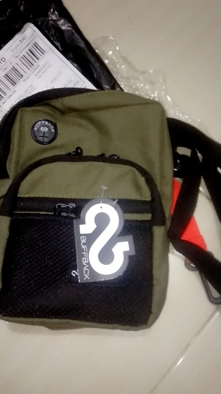 Buffback Tas Selempang Unisex Urban Modern - Foto ulasan pembeli