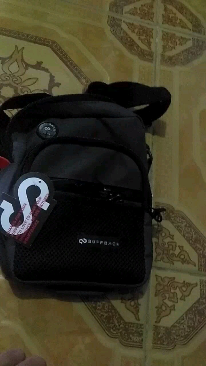 Buffback Tas Selempang Unisex Urban Modern - Foto ulasan pembeli