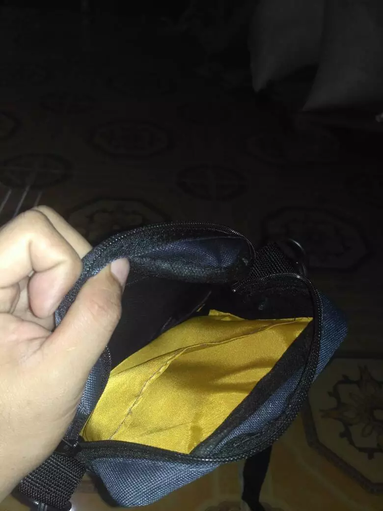 Buffback Tas Selempang Unisex Urban Modern - Foto ulasan pembeli