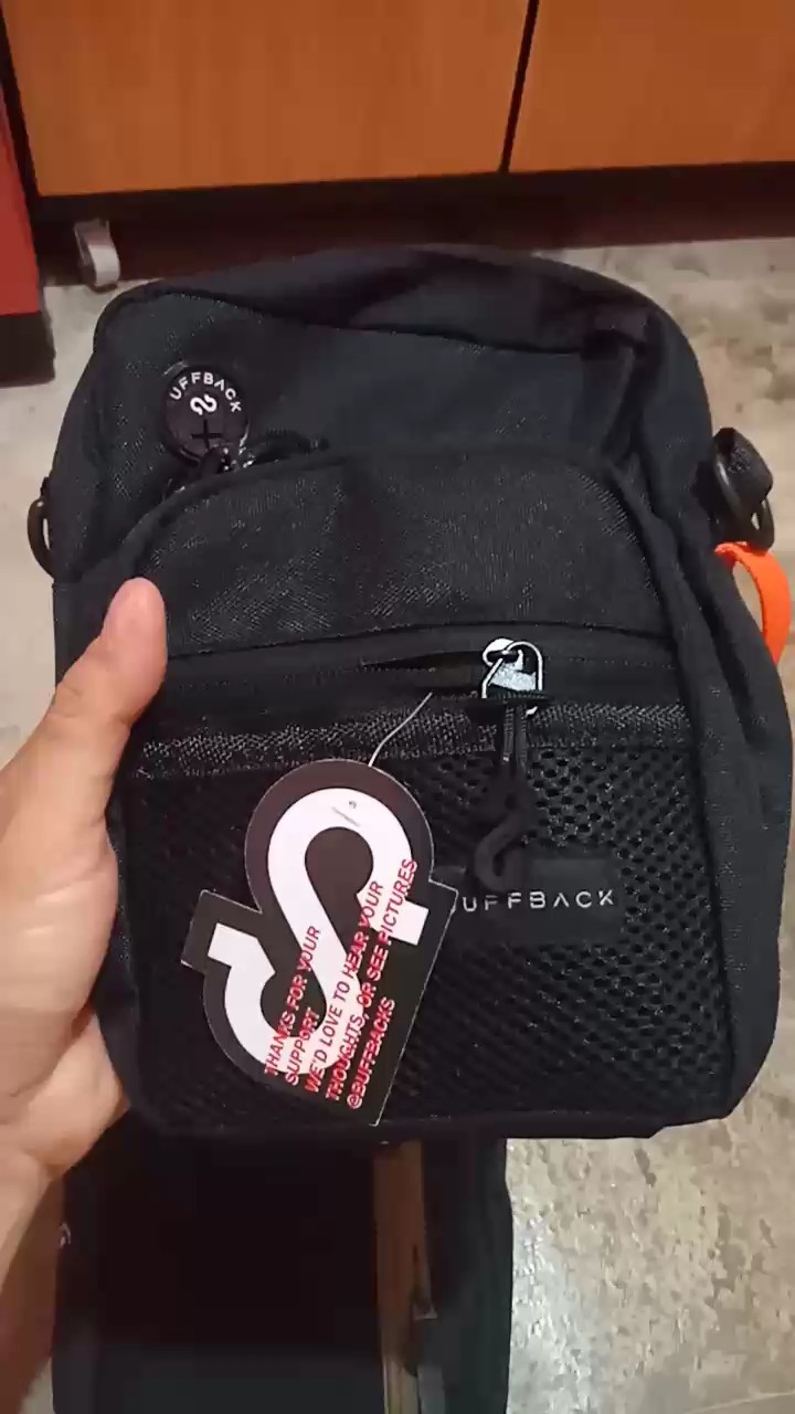 Buffback Tas Selempang Unisex Urban Modern - Foto ulasan pembeli