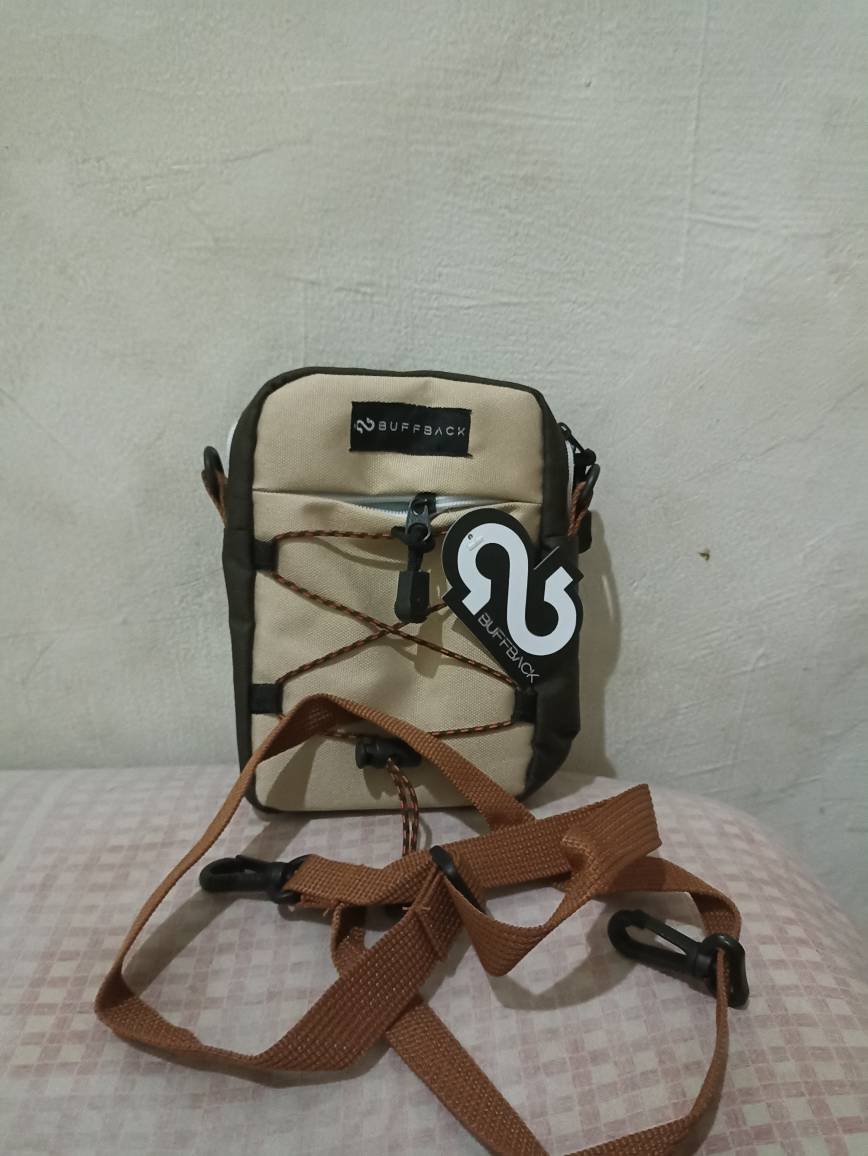 Buffback Tas Selempang Unisex Urban Modern - Foto ulasan pembeli
