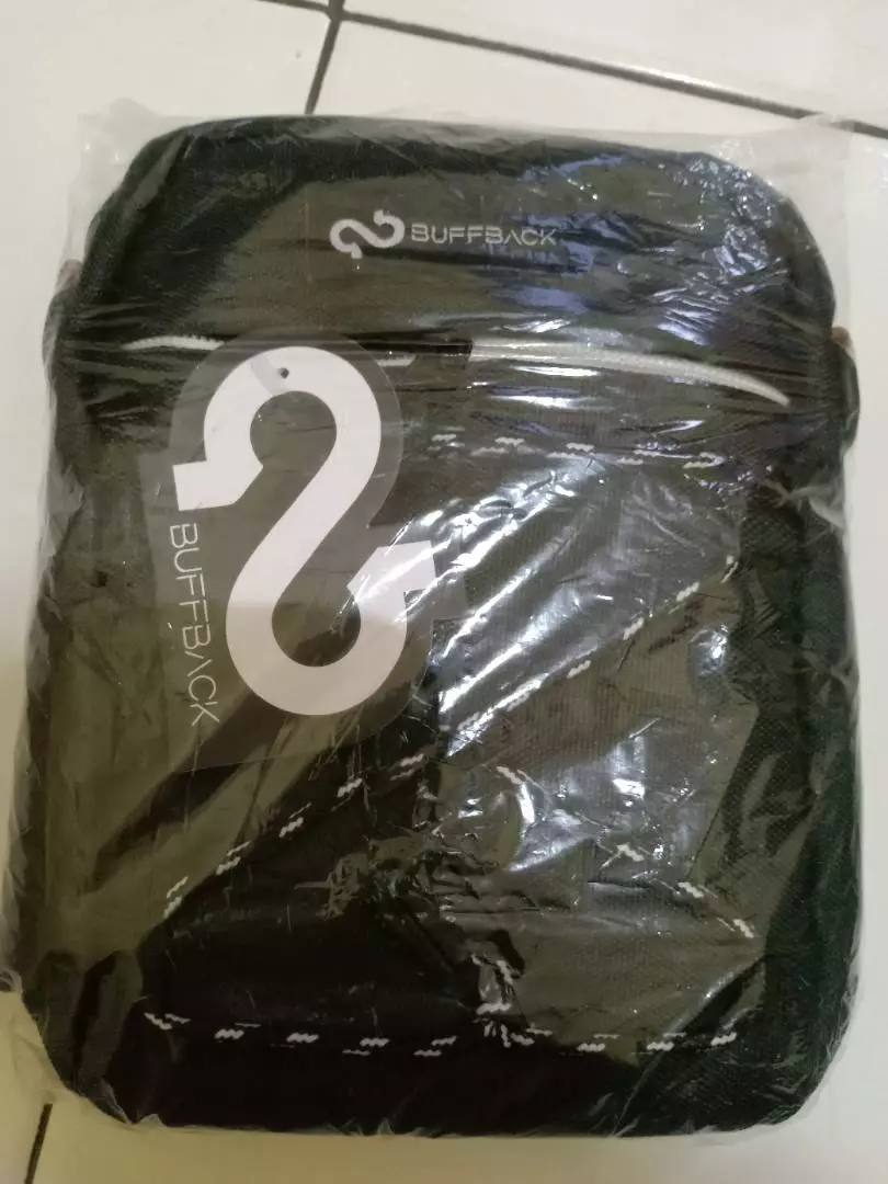 Buffback Tas Selempang Unisex Urban Modern - Foto ulasan pembeli