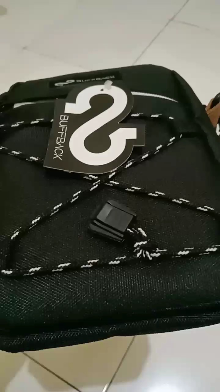 Buffback Tas Selempang Unisex Urban Modern - Foto ulasan pembeli