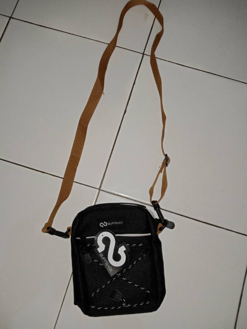 Buffback Tas Selempang Unisex Urban Modern - Foto ulasan pembeli