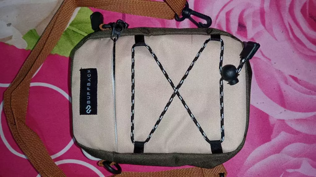 Buffback Tas Selempang Unisex Urban Modern - Foto ulasan pembeli