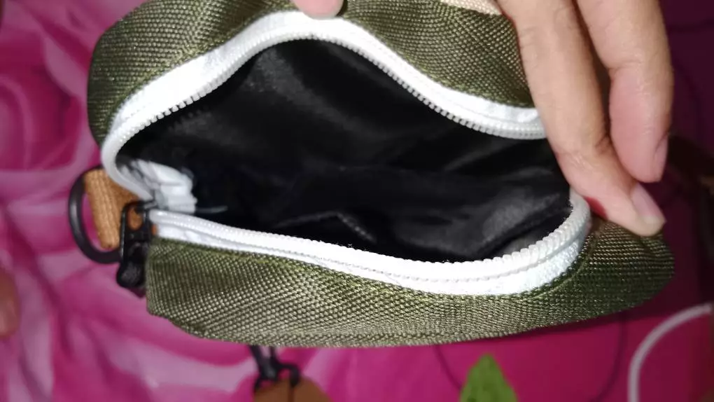 Buffback Tas Selempang Unisex Urban Modern - Foto ulasan pembeli