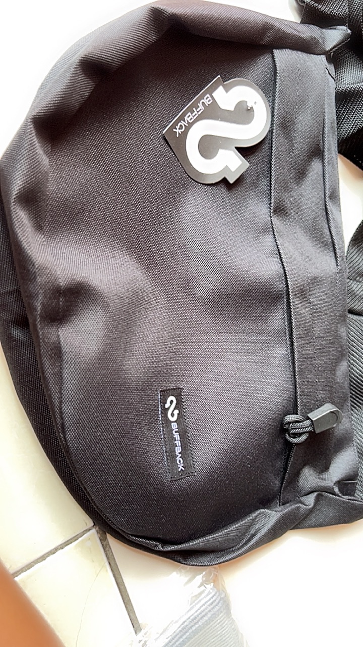 Buffback Tas selempang Pria Wanita Slingbag distro - Foto ulasan pembeli