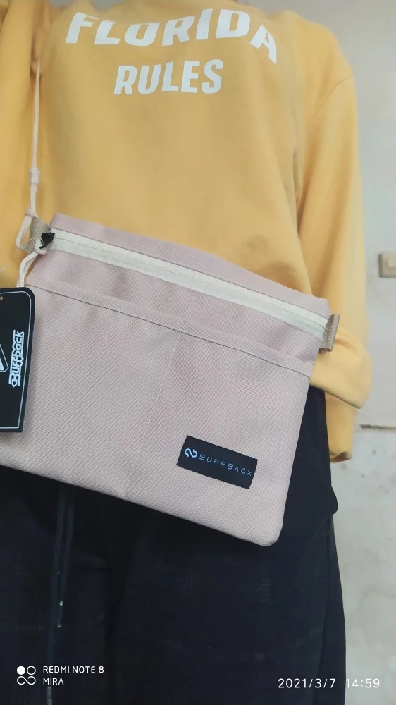 Buffback Tas selempang Pria Wanita Slingbag distro - Foto ulasan pembeli
