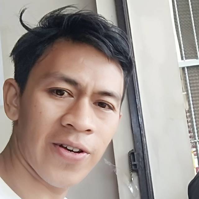 GOGOLAND Selempang Kulit Pria Usb Anti Air - Foto ulasan pembeli