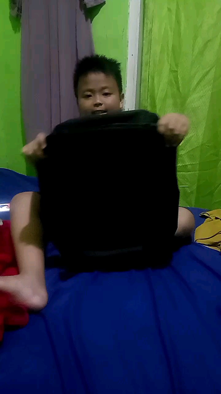 Foto ulasan pembeli l*****m, varian HOUSTON BIMA HITAM