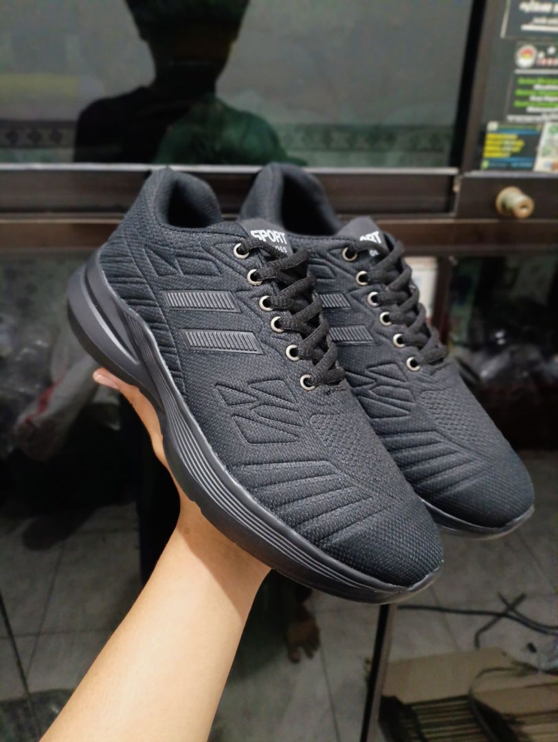 GIGERS Sepatu Sneakers Pria Wanita Hitam Nyaman - foto 6 dari 10, novaliaip
