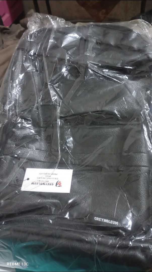 Foto ulasan pembeli rijal.jr1728, varian Hitam Kulit Premium